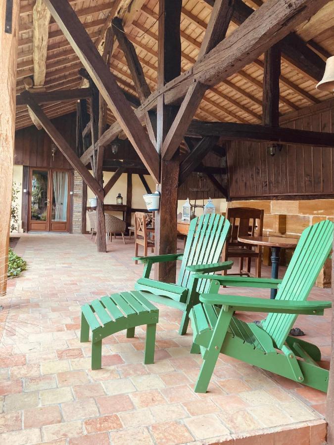 Maison De Campagne Avec Cheminee Et Exterieur La Neuville-aux-Bois Exterior photo